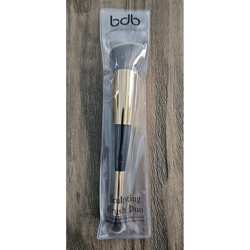 Billion Dollar Beauty BDB Sculpting Duo Brush New Sealed